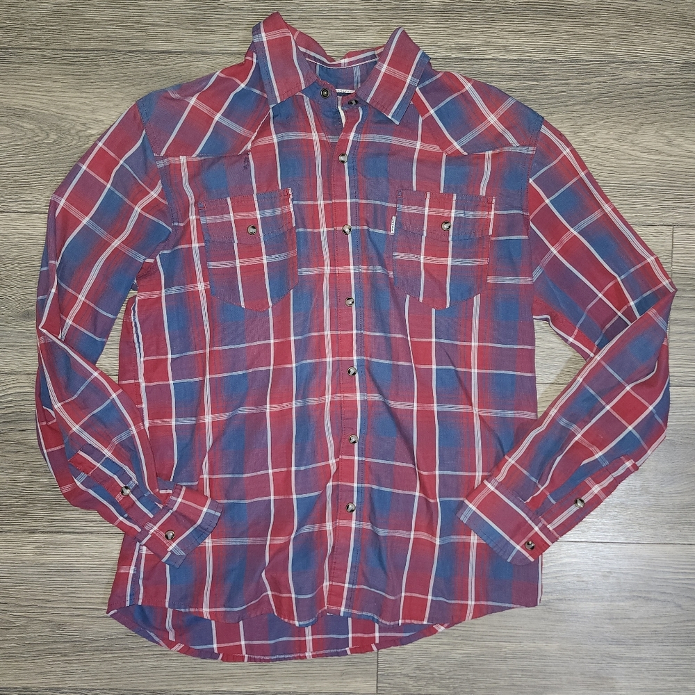 Levi's red and blue plaid button up shirt women's size medium